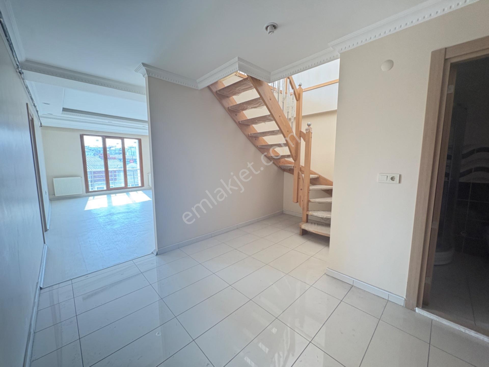 Mollateam Bayrampaşa Kartaltepe Mah Satılık 200 M² Lüks Dubleks Daire - Görsel 31