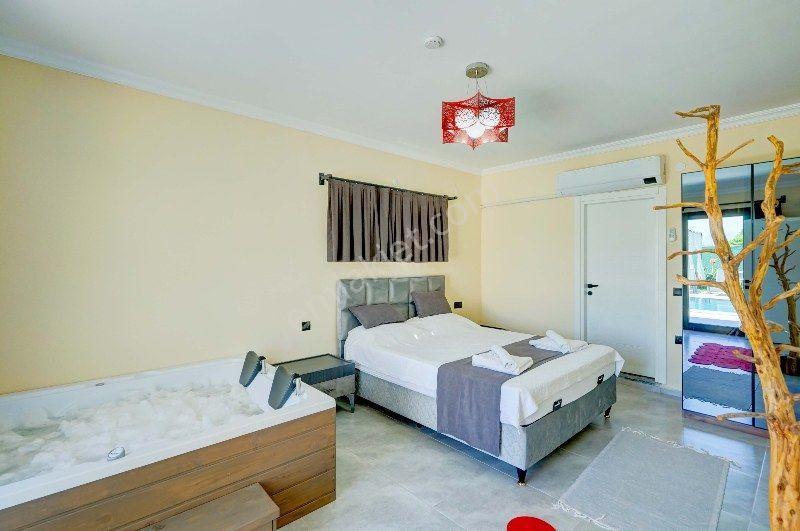 Fethiye Yanıklar 2+1 Havuzlu Villa - Görsel 17