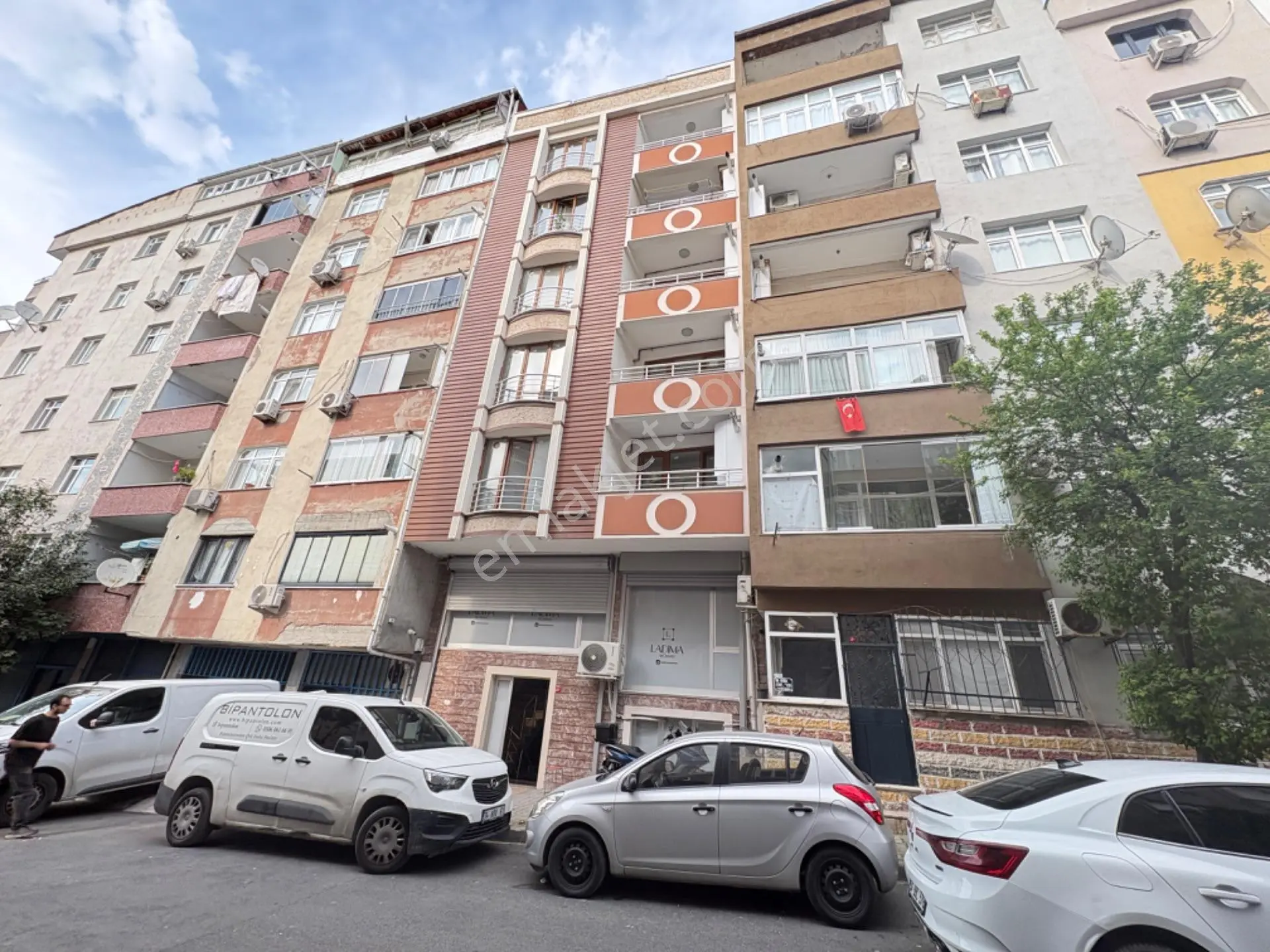 Mollateam Bayrampaşa Kartaltepe Mahallesi’nde Lüks 3+1 Satılık Daire