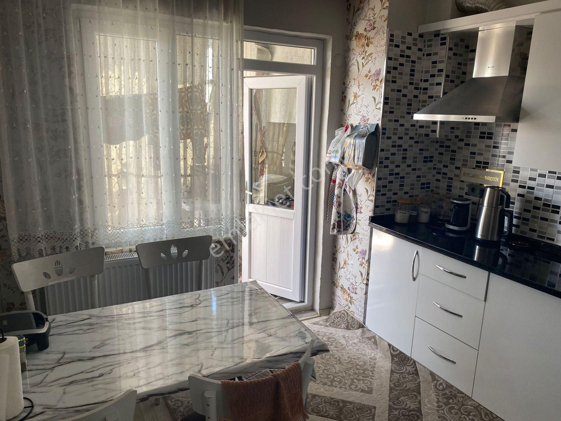 Adil Emlak 'tan Cumhuriyet Mahallesi Özel Salihli Hastanesi Arkası 3+1 115m2 Daire - Görsel 5