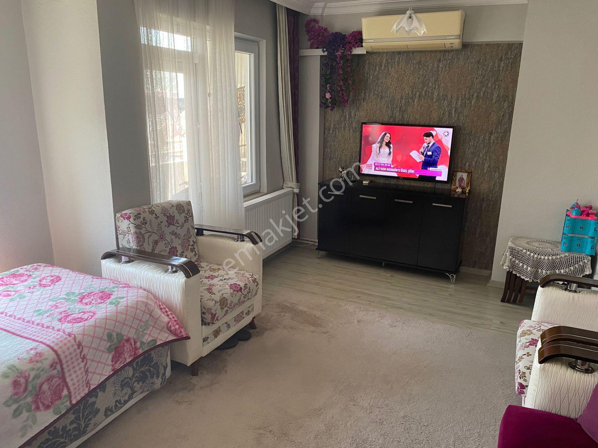 Adil Emlak 'tan Cumhuriyet Mahallesi Özel Salihli Hastanesi Arkası 3+1 115m2 Daire - Görsel 2