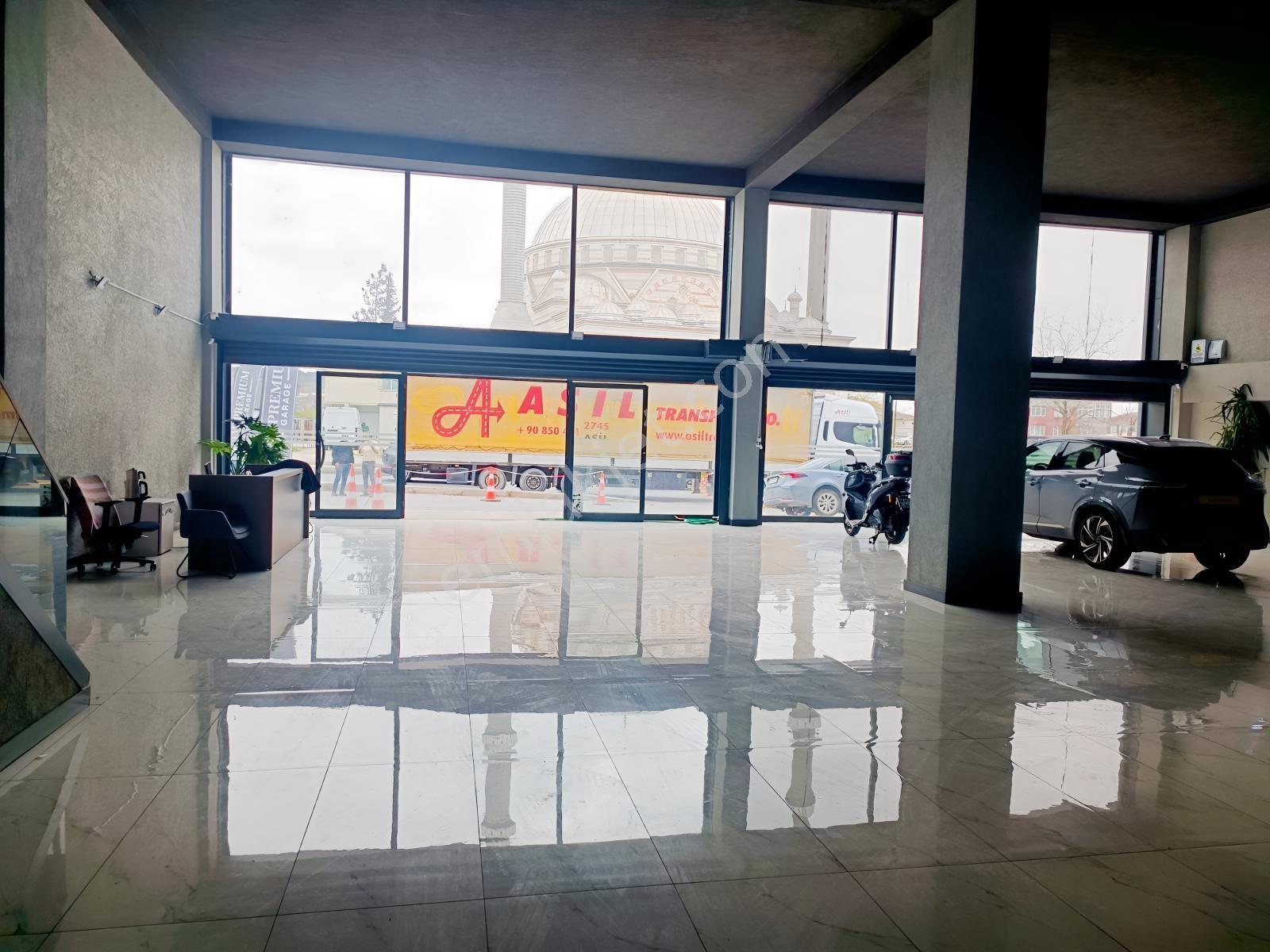 Tem İle Havaalanı Bağlantı Yolu Üzeri Kiralık Showroom& Mağaza - Görsel 17