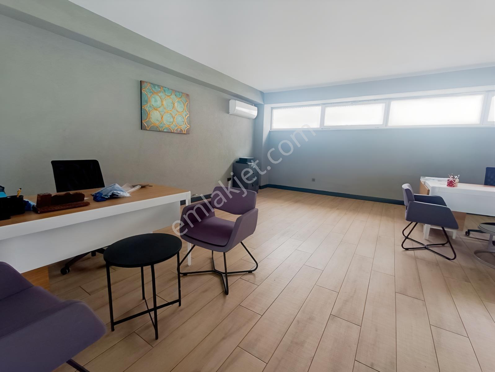 Tem İle Havaalanı Bağlantı Yolu Üzeri Kiralık Showroom& Mağaza - Görsel 6