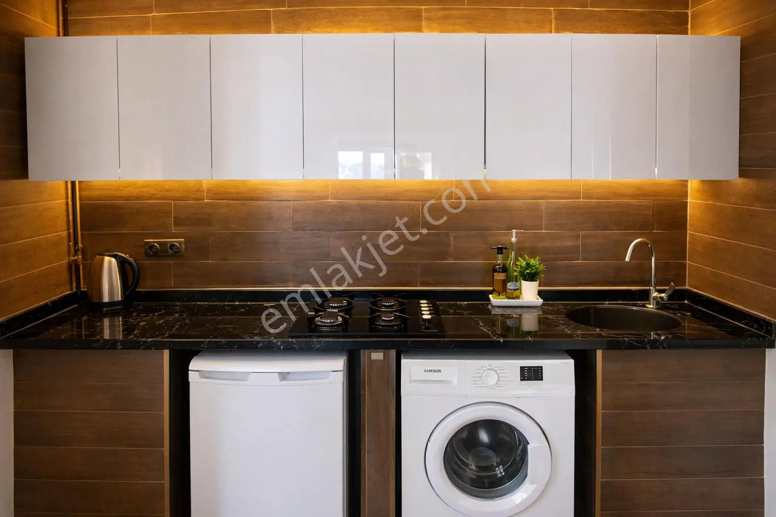 Ateş Suıt Tunalı Günlük Kiralık Daire - Küvet - Smart Tv - Apart Ev - Görsel 3