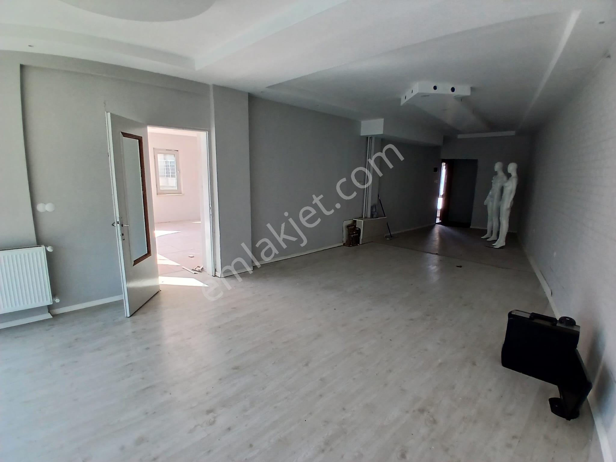 Ender Uysal Gayrimenkulden Üniversiteye Yakın 2+1 Geniş Kiralık İşyeri.. - Görsel 5