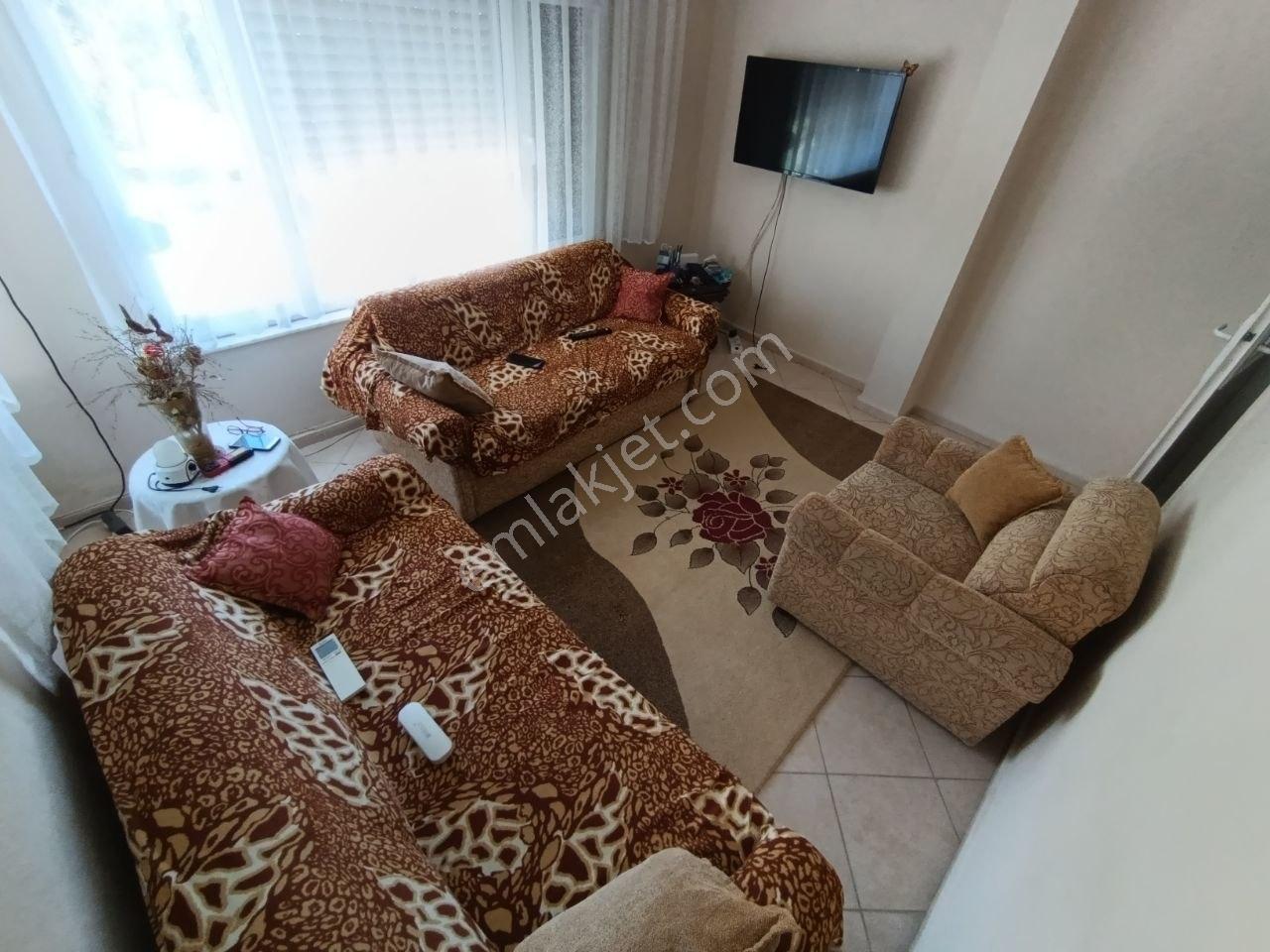Akçayda Denize 250 Adım Ayrı Mutfaklı Ara Kat Ön Cephe 2+1 Daire - Görsel 2
