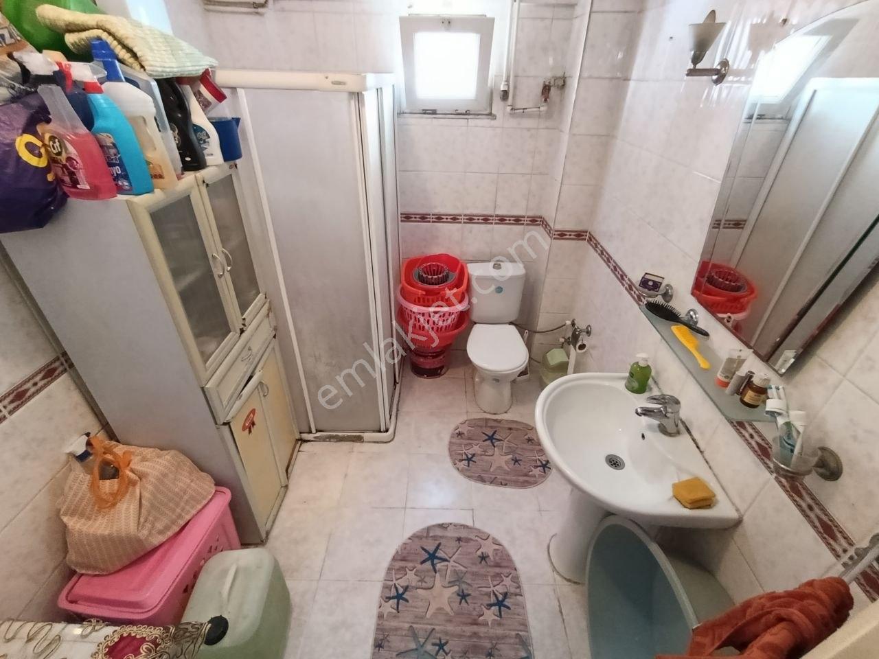 Akçayda Denize 250 Adım Ayrı Mutfaklı Ara Kat Ön Cephe 2+1 Daire - Görsel 7
