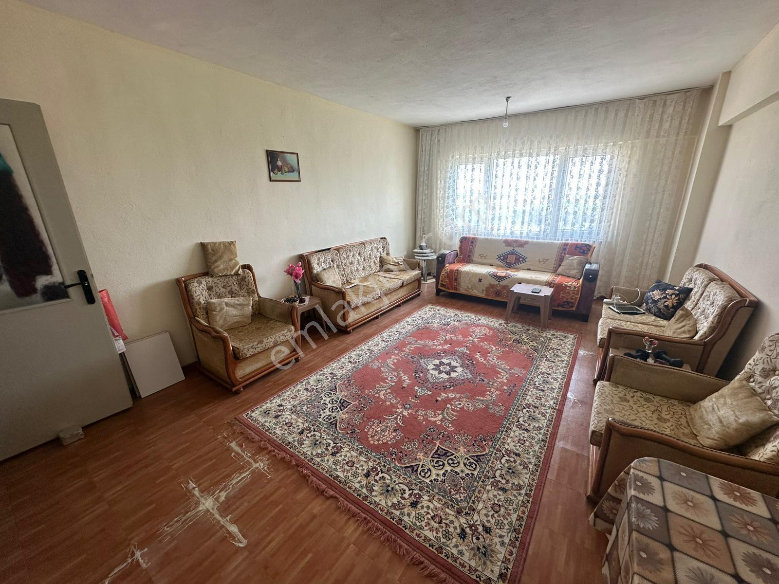 Belediye Konutları Adliye Yanı Satılık 3+1 Ara Kat Ferah Daire - Görsel 11