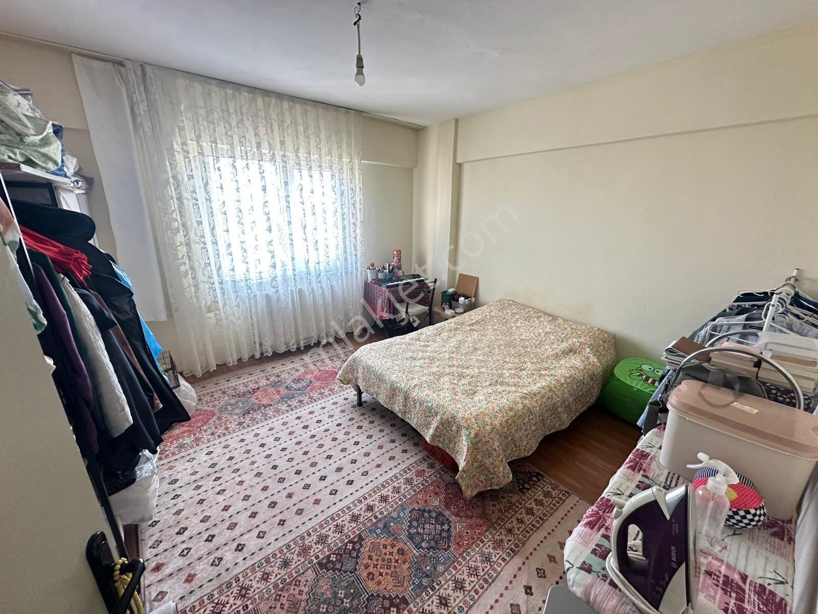 Belediye Konutları Adliye Yanı Satılık 3+1 Ara Kat Ferah Daire - Görsel 24