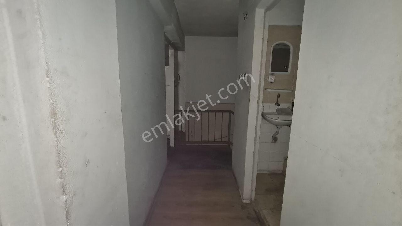 İzmir Bornova Doğanlar Hurdacılar Sitesinde Kiralık İşyeri - Görsel 15