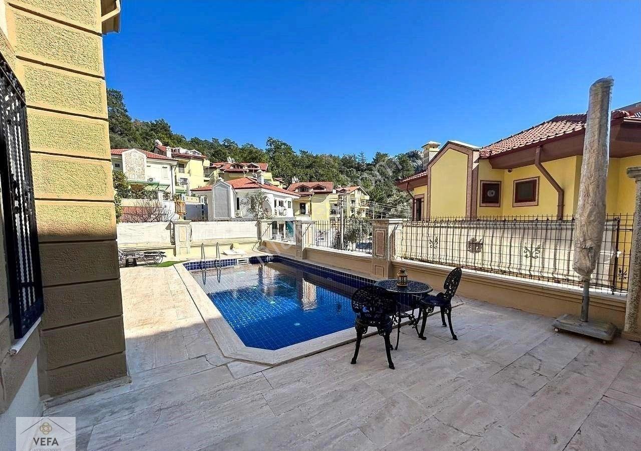 Camiavlu'da Doğa Manzaralı Havuzlu Müstakil Villa - Görsel 35