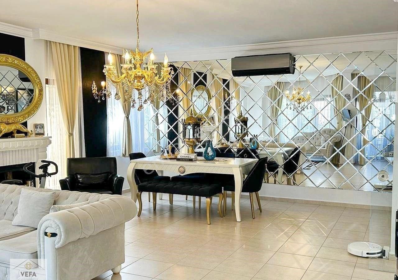Camiavlu'da Doğa Manzaralı Havuzlu Müstakil Villa - Görsel 13