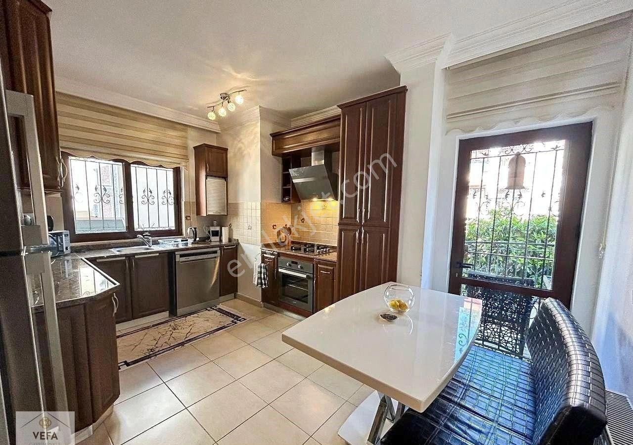 Camiavlu'da Doğa Manzaralı Havuzlu Müstakil Villa - Görsel 25