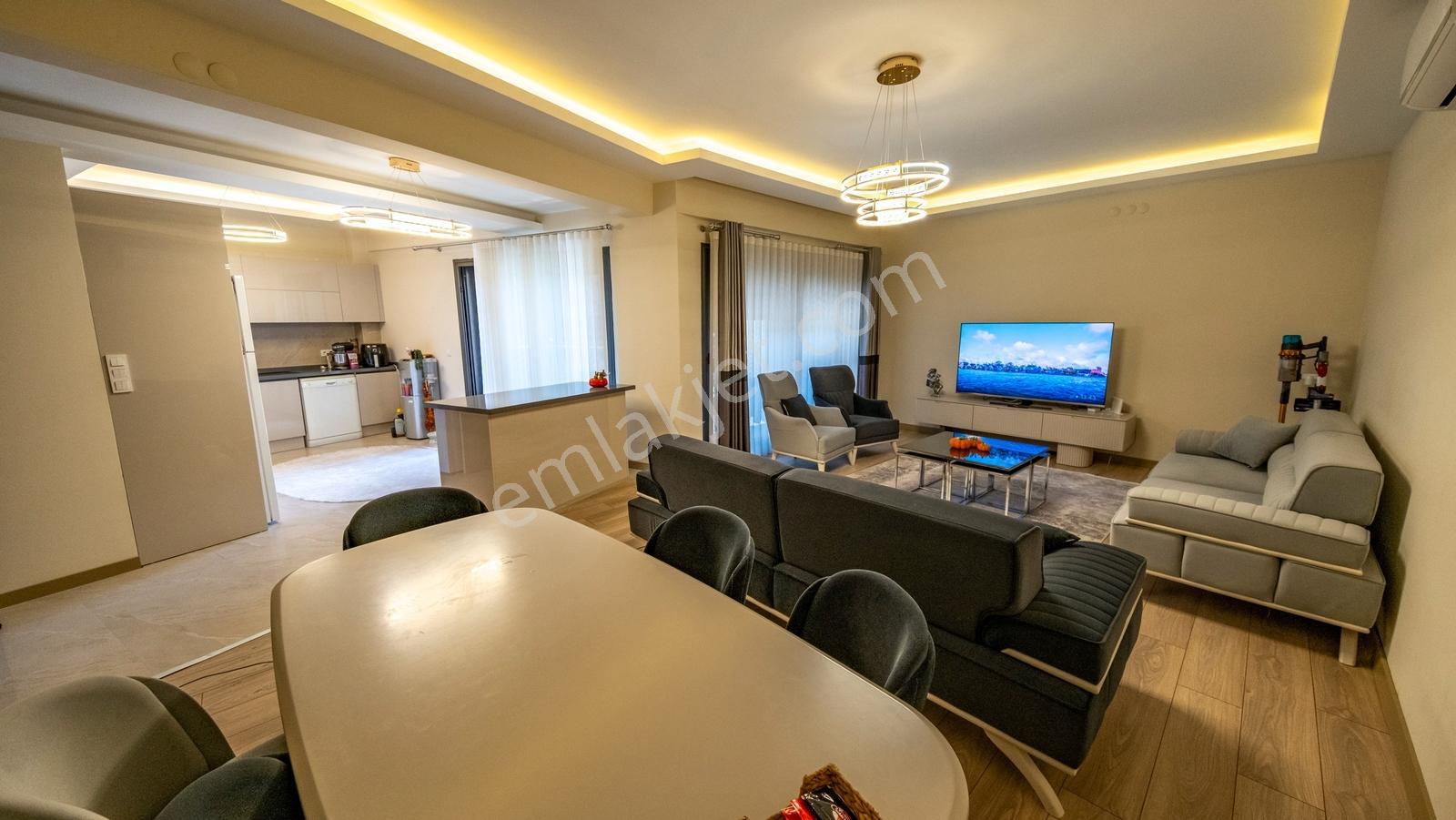 Gaziemir Satılık Daire Fatih Mahallesi Site İçi Lüks Daire - Görsel 8