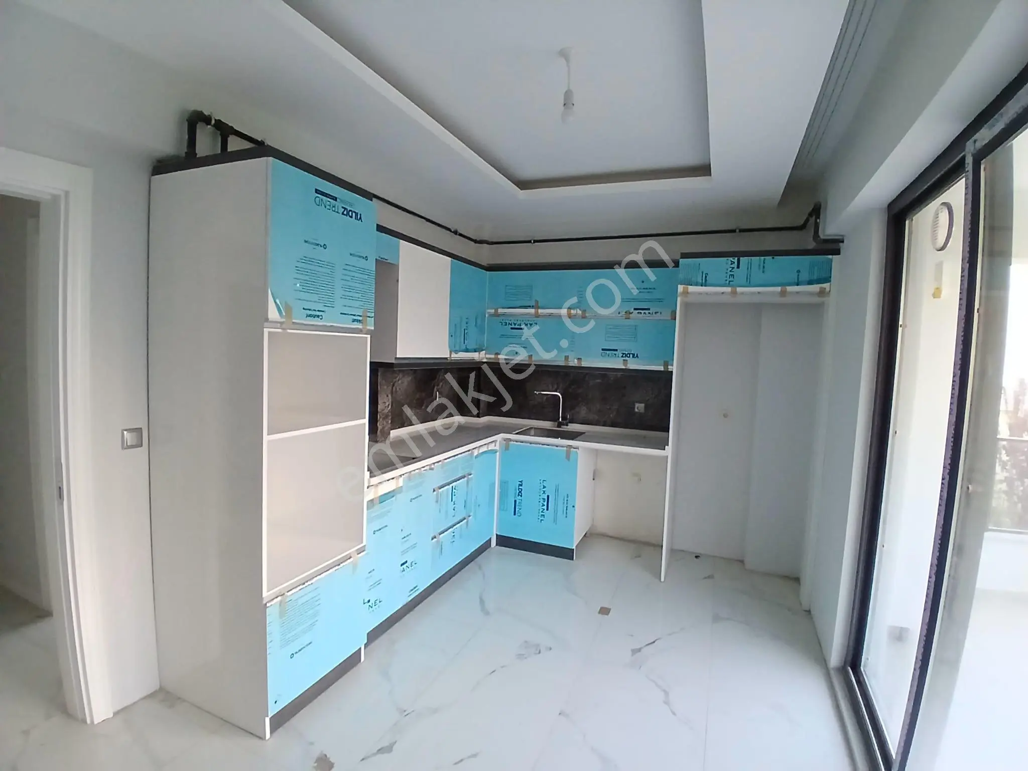 Akçay Emlak'tan Akşehir Park Hayat Hastahanesi Civarı Ara Kat Satılık Sıfır 2+1 Daire - Görsel 3
