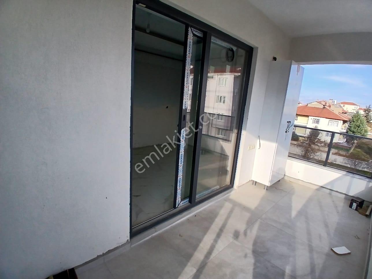 Akçay Emlak'tan Akşehir Park Hayat Hastahanesi Civarı Ara Kat Satılık Sıfır 2+1 Daire - Görsel 35