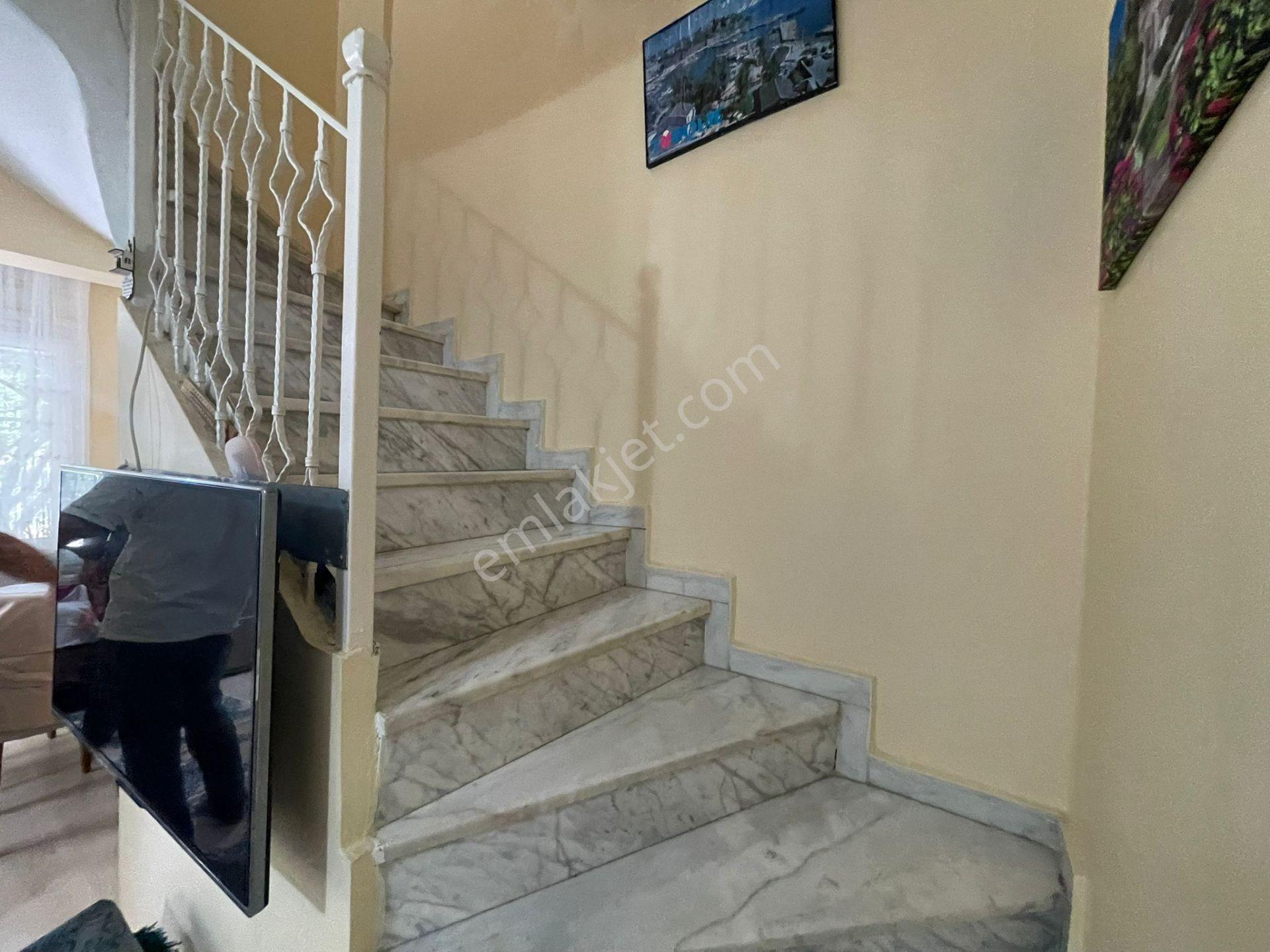 Didim Efeler Mahallesi'nde Satılık Bahçeli 3+1 İkiz Villa - Görsel 18