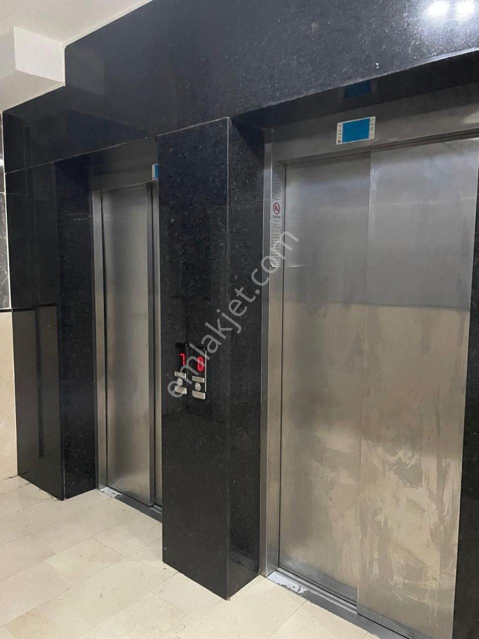Bağcılar Barbarosta 110m2 Site İçinde, Masrafsız 2+1 Daire - Görsel 17