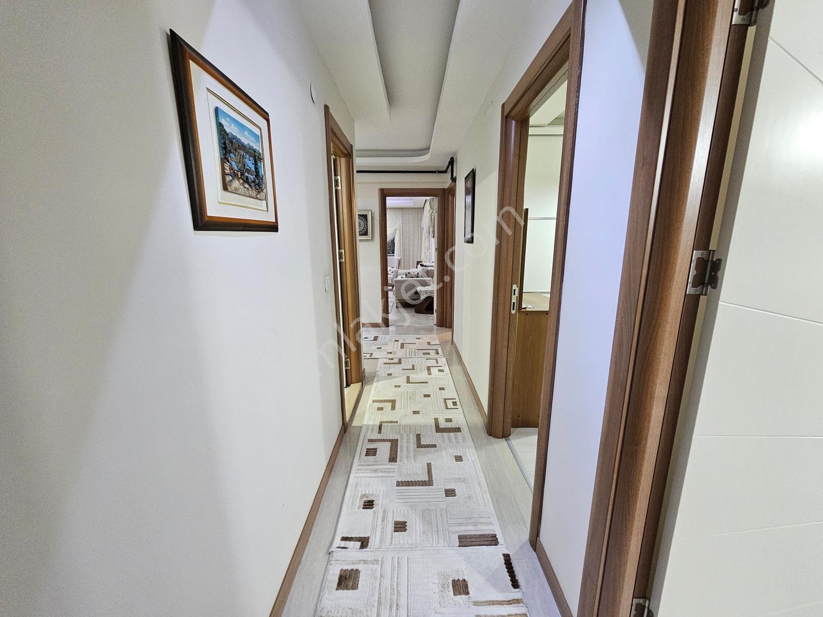 Menderes Merkezde Site İçi Satılık 3+1 Daire - Görsel 33