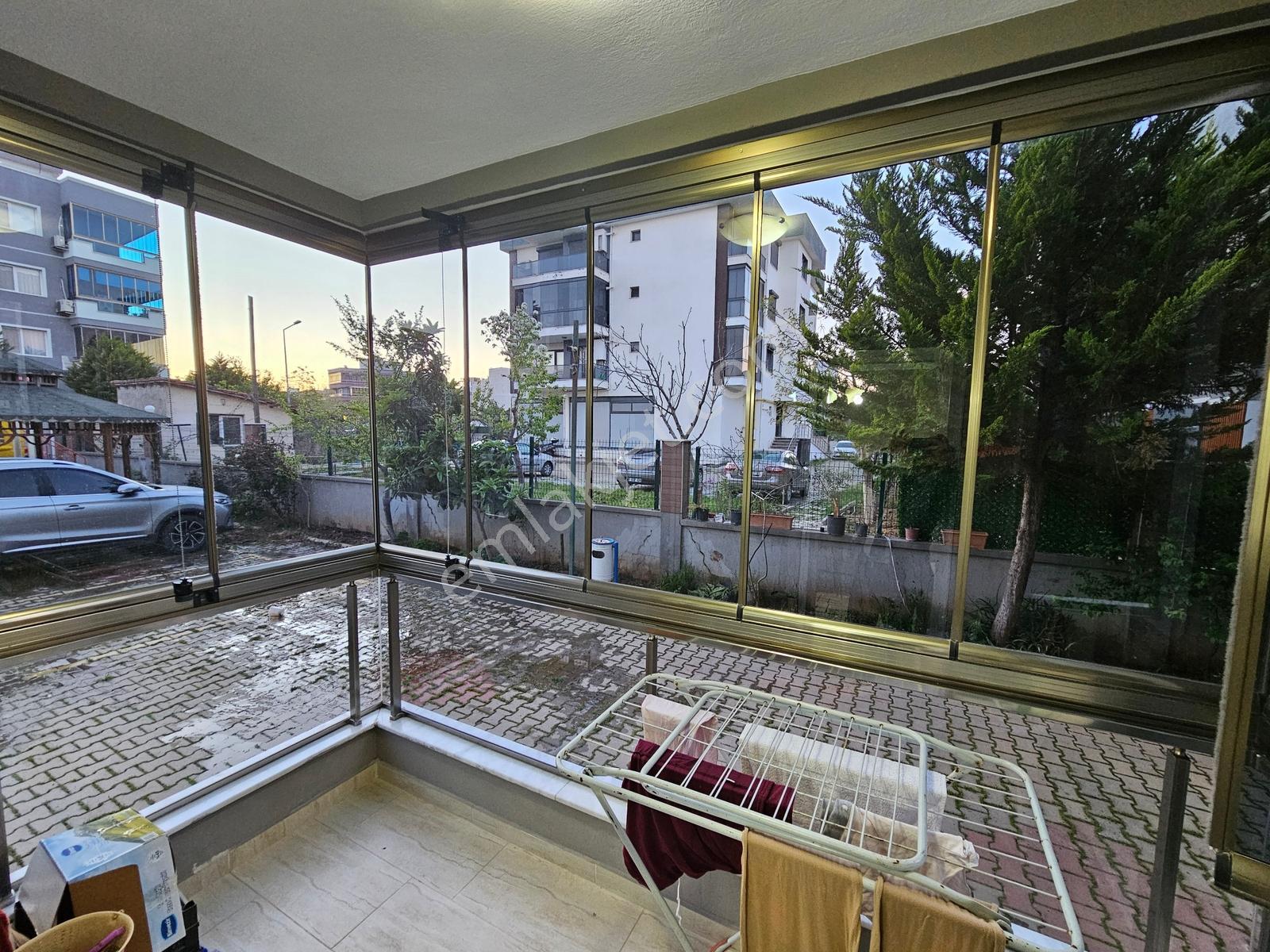 Menderes Merkezde Site İçi Satılık 3+1 Daire - Görsel 8
