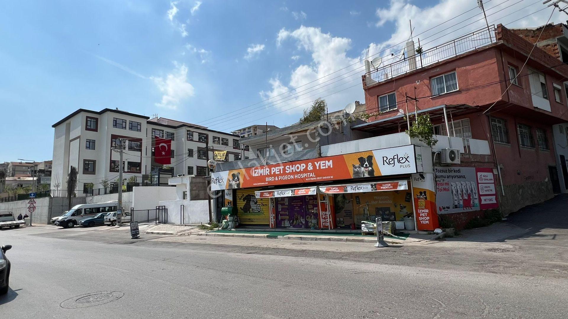 Bayraklı Çiçek Mahallesi 2 Katlı Satılık Bina