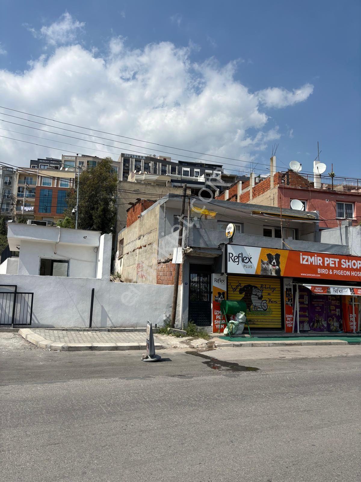 Bayraklı Çiçek Mahallesi 2 Katlı Satılık Bina - Görsel 4