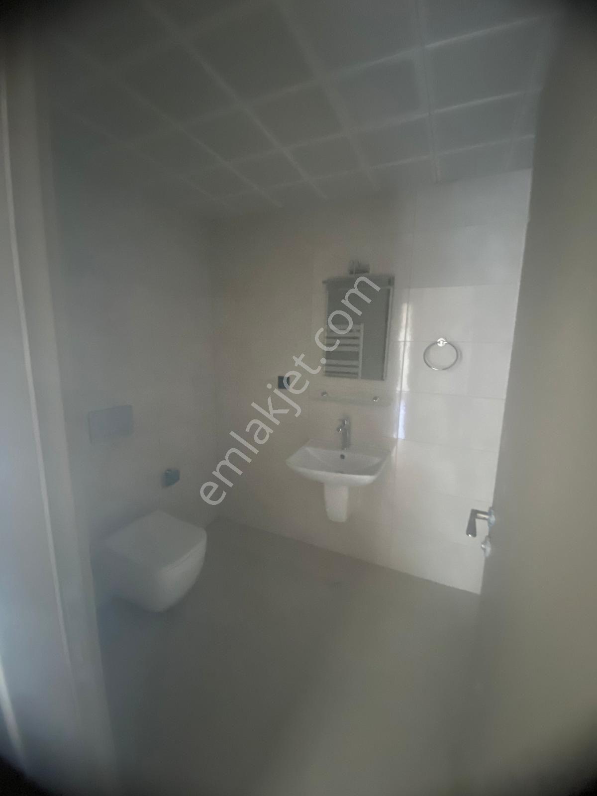 Deniz Emlak'tan Bahçelievler Toki'de Kiralık 2+0 Daire.16.000 Tl - Görsel 5