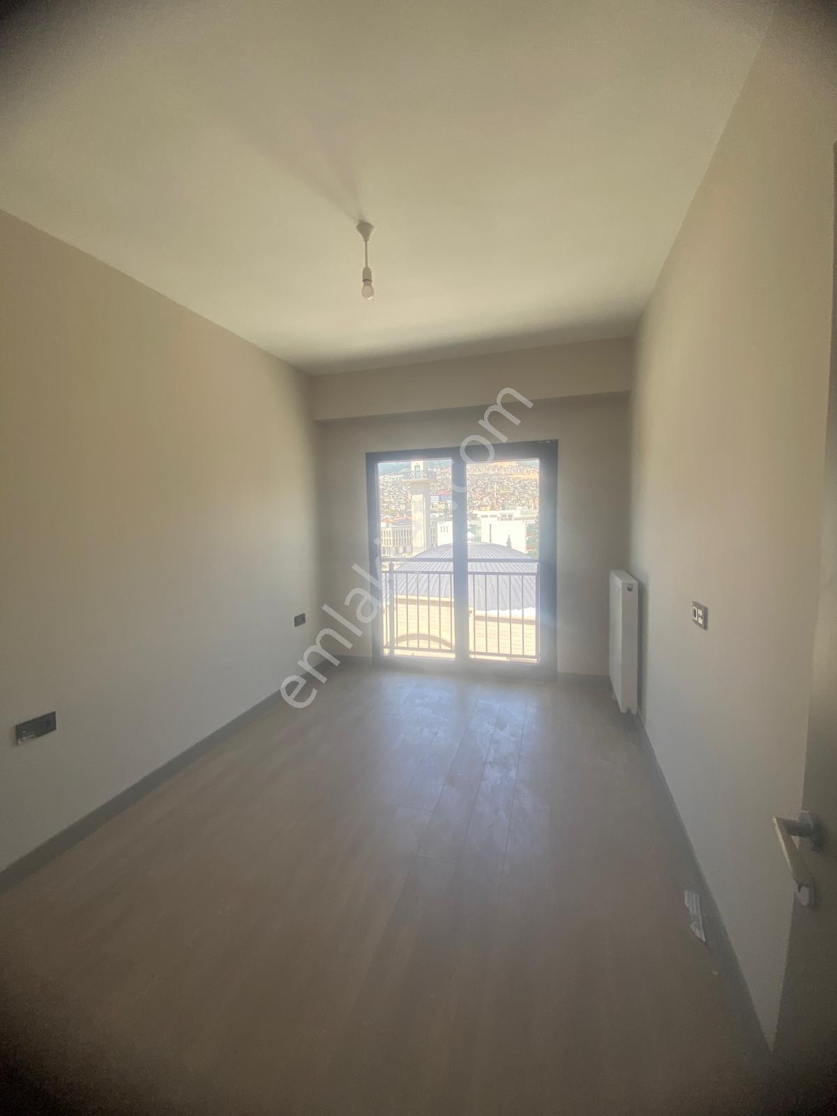Deniz Emlak'tan Bahçelievler Toki'de Kiralık 2+0 Daire.16.000 Tl - Görsel 6