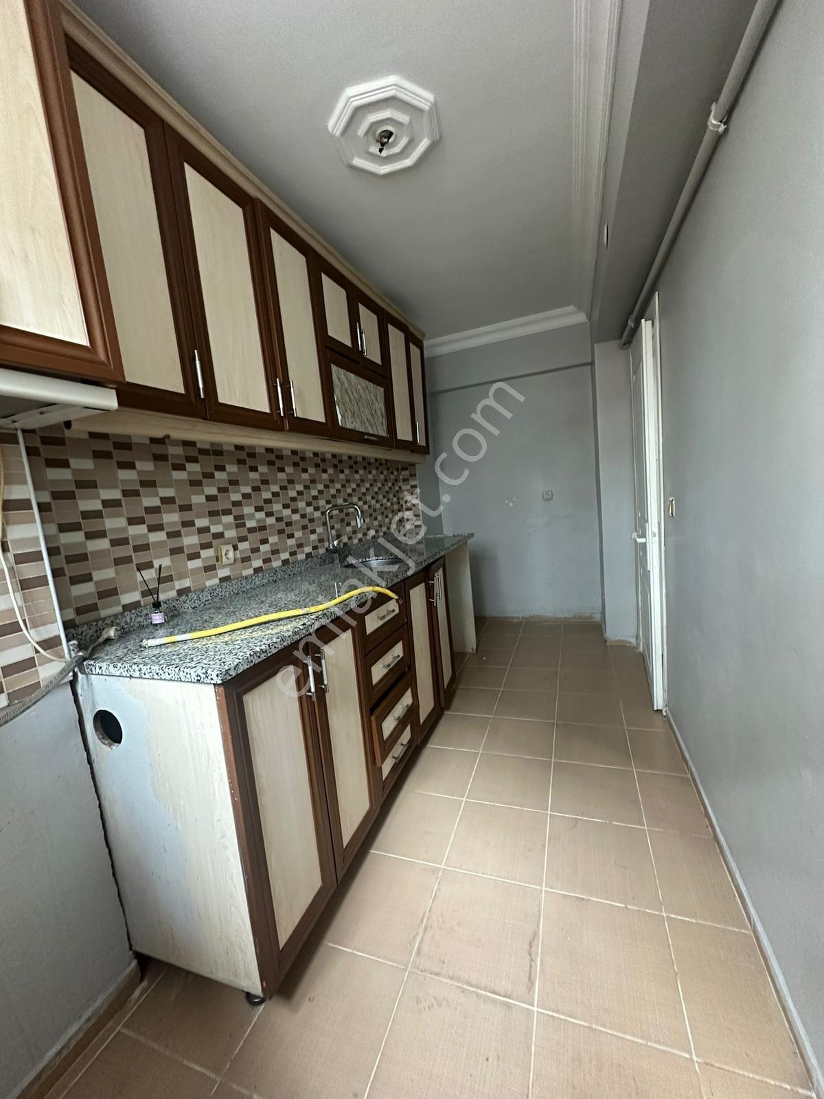 Şeref Emlak Satılık Bahçekatı Daire 3,250,000 Tl - Görsel 26