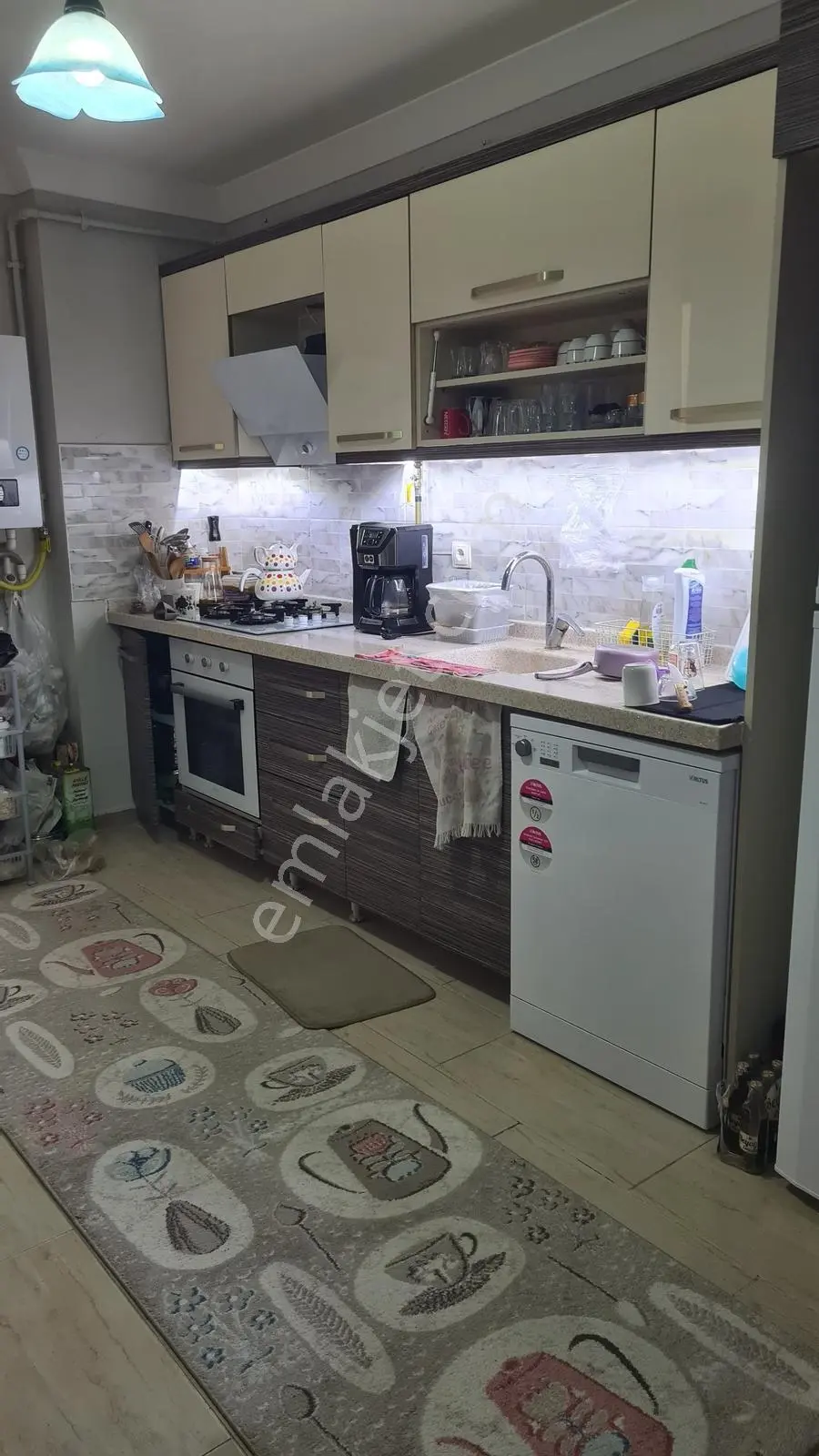 Burhaniyede Aileniz İçin İdeal; Ferah, İskanlı Ve Teraslı 170m² - Görsel 2