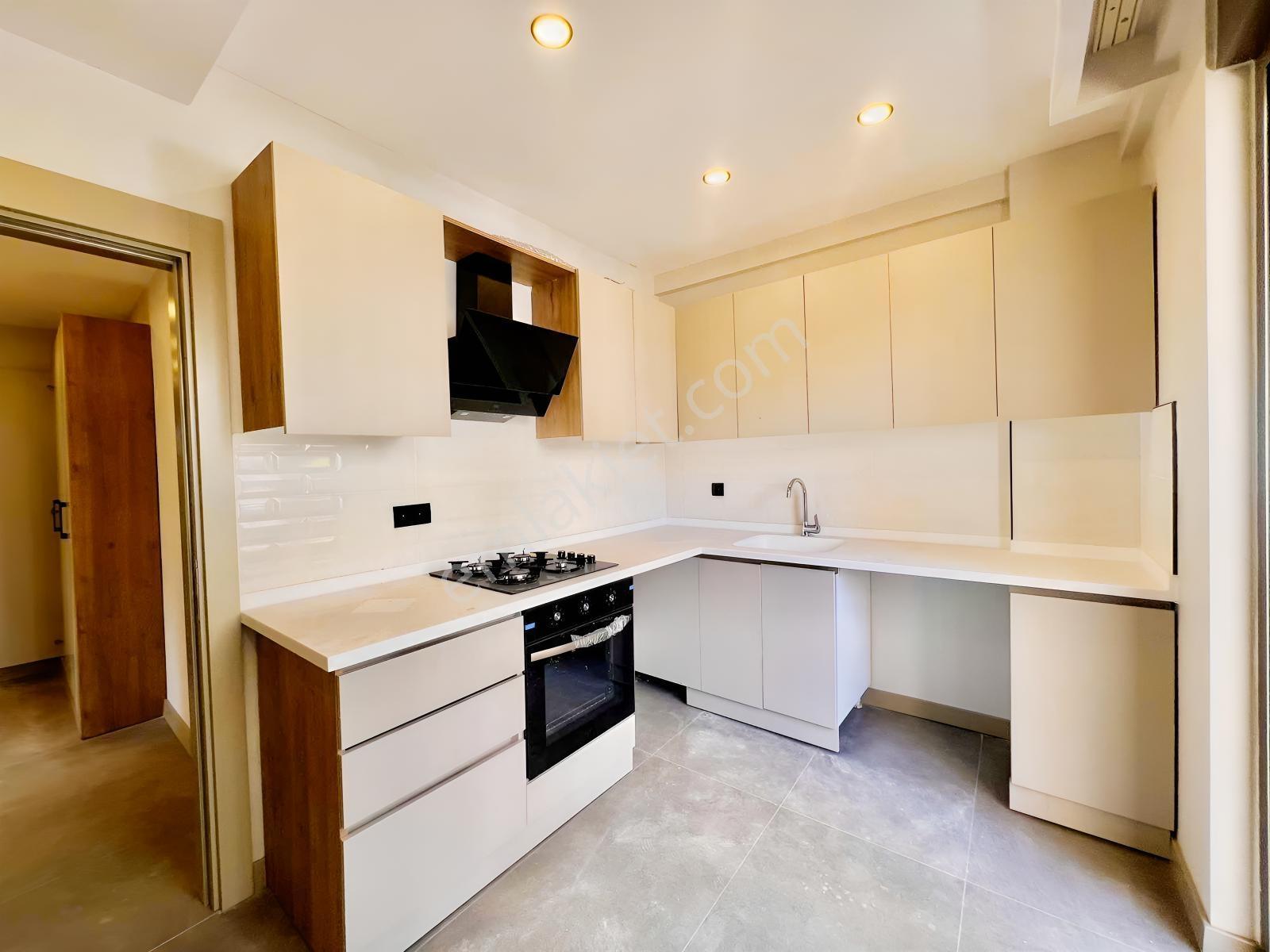 70 M² Net | Ayrı Mutfak | 2+1 Sıfır Daire - Görsel 12