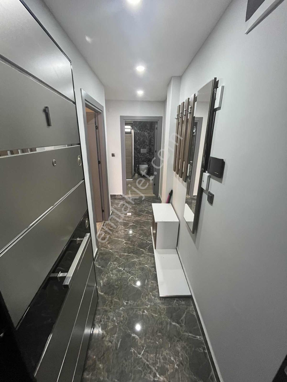 Full Eşyalı 1+1 Giriş Kat Kiralık Daire - Görsel 8