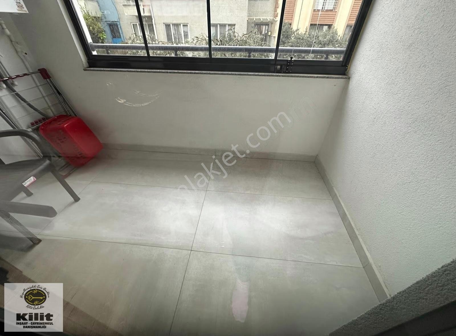 Yeni Mahallede 1+1 Eşyalı Satılık Veya Kiralık Daire - Görsel 8