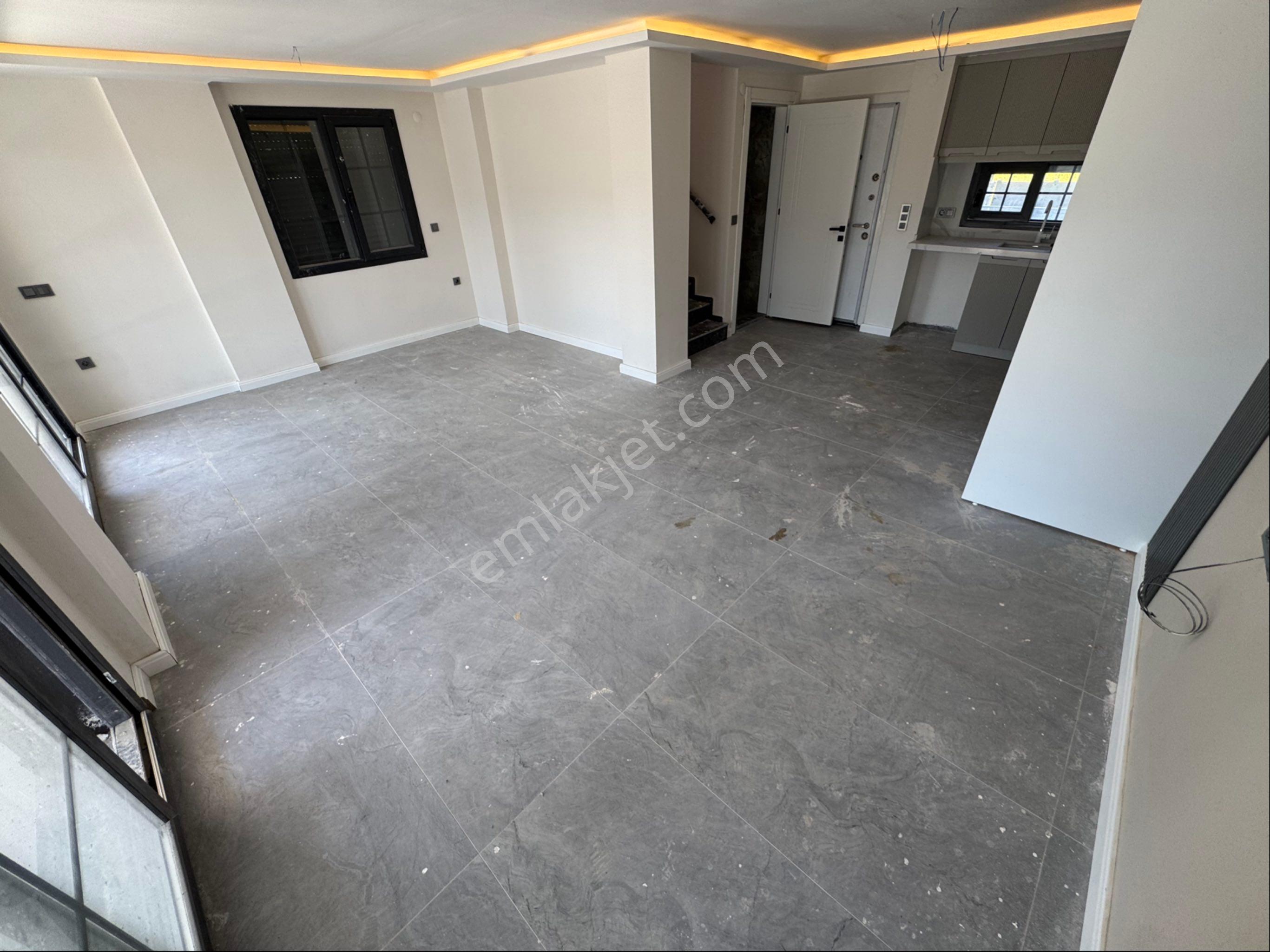 Seferihisar Doğanbey De Satılık 250m2 İçinde Tek Havuzlu Villa - Görsel 16