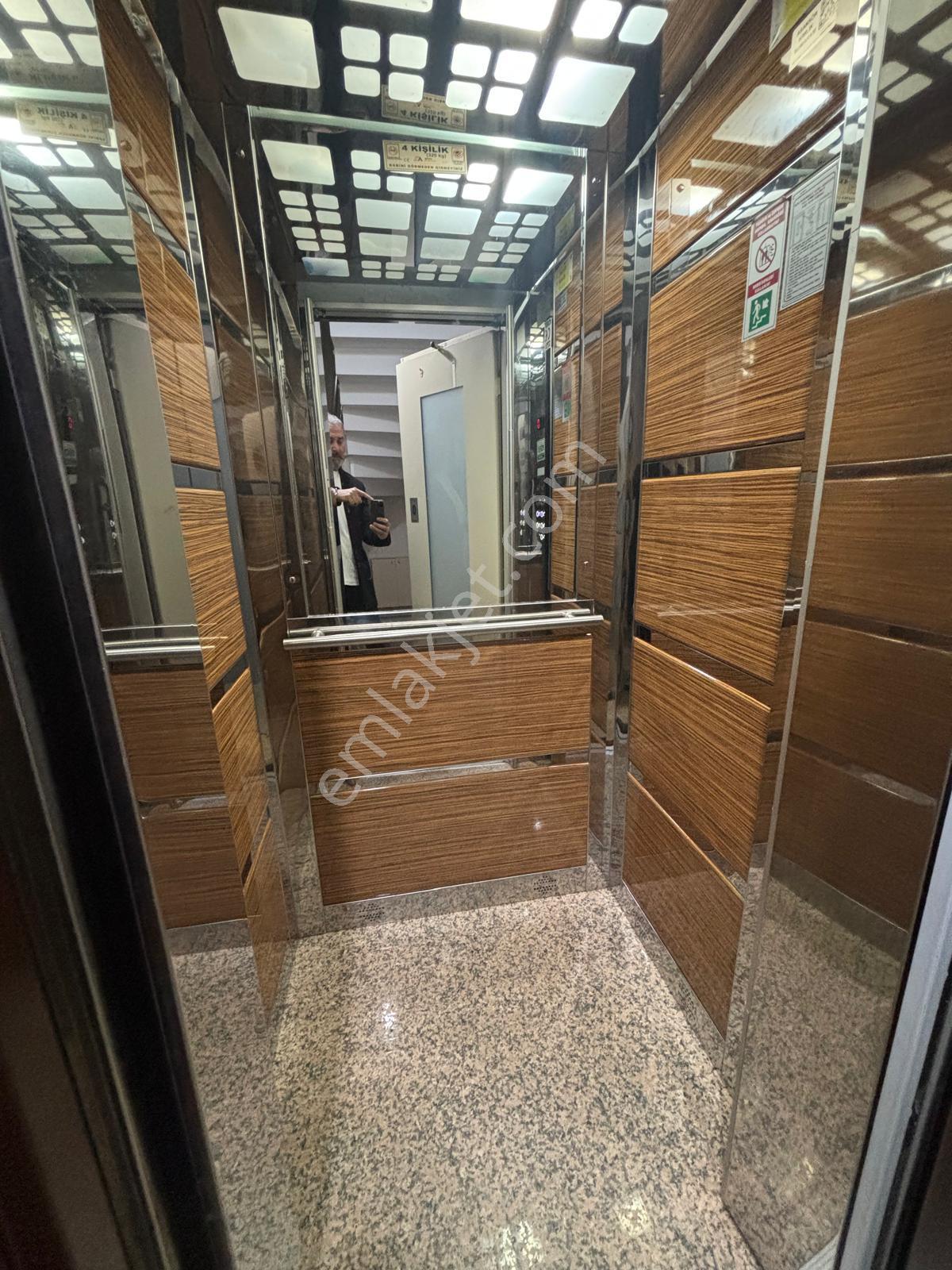 Sancaktepe Akpınar'da Oldukca Kullanışlı 3+1 Ters Dubleks Daire - Görsel 17