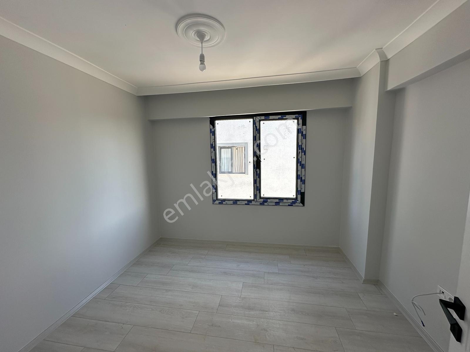 Ege Emlak'tan Otogar Karşısında Ön Cephe Kiralık 2+1 Daire - Görsel 16