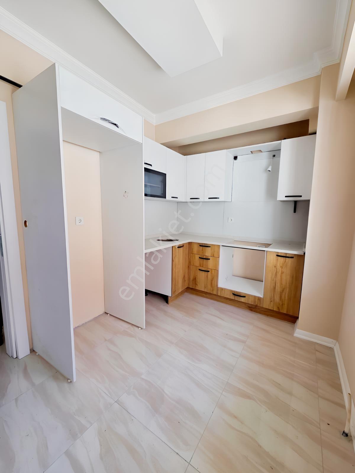 Valley Realtyden Rumeli'de Kaçırılmayacak 1+1 Ayrı Mutfak Fırsat