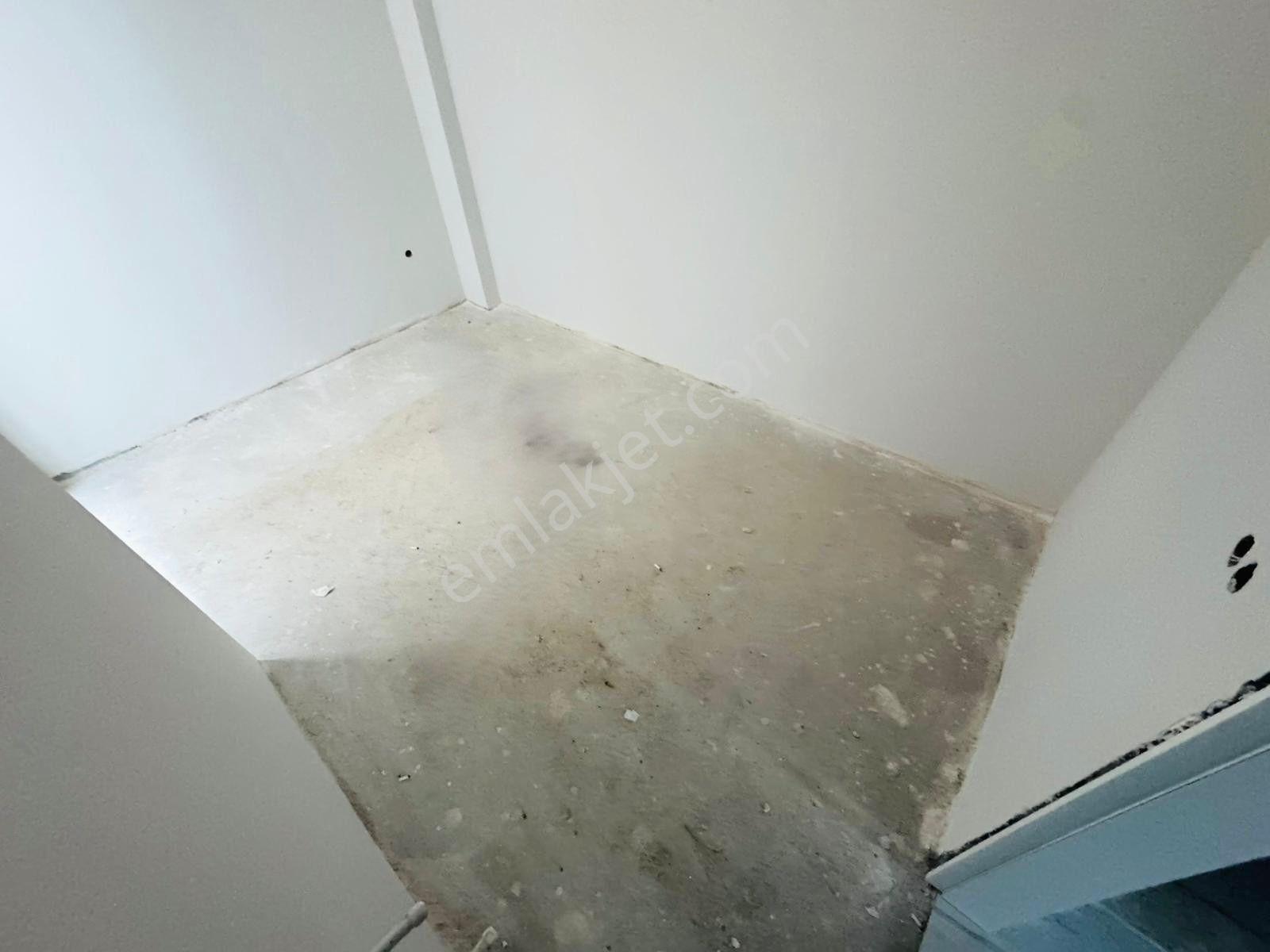 Dora Dan Kadıköyde Satılık Yüksek Giriş Ön Cephe 2+1 Daire - Görsel 3