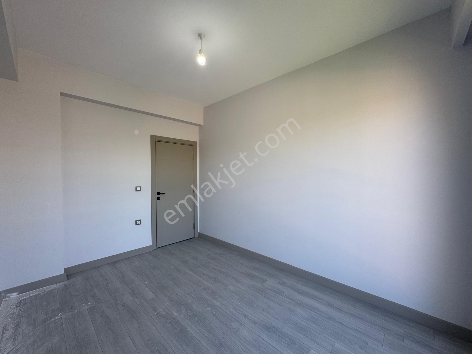 Atatürk Mahallesinde Geniş Ferah Site İçinde 2+1 Lüks Daire - Görsel 23