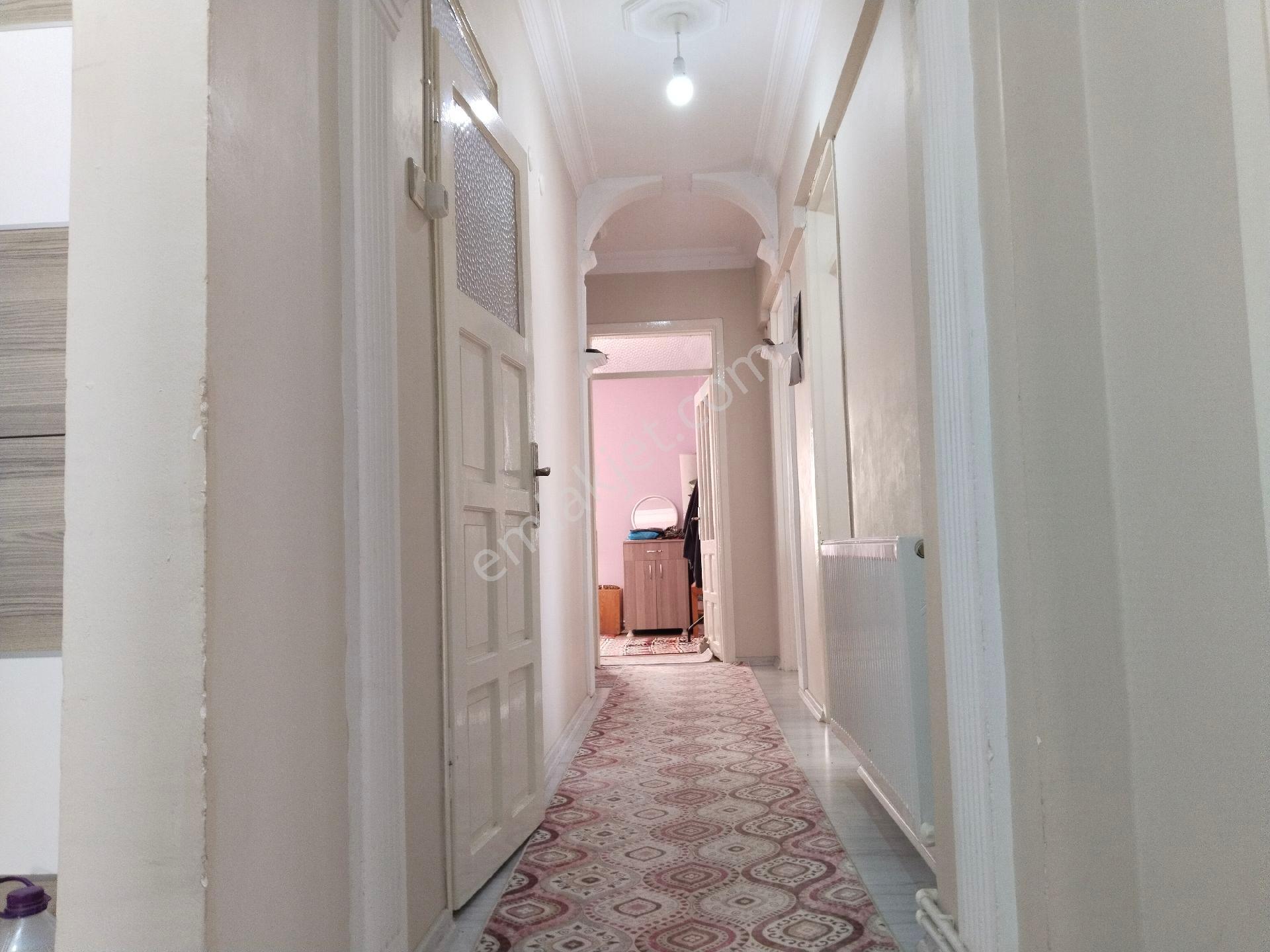 Bergama İslamsaray Mah Doğalgazlı 3 Balkonlu 3+1 Geniş Satılık Daire - Görsel 11