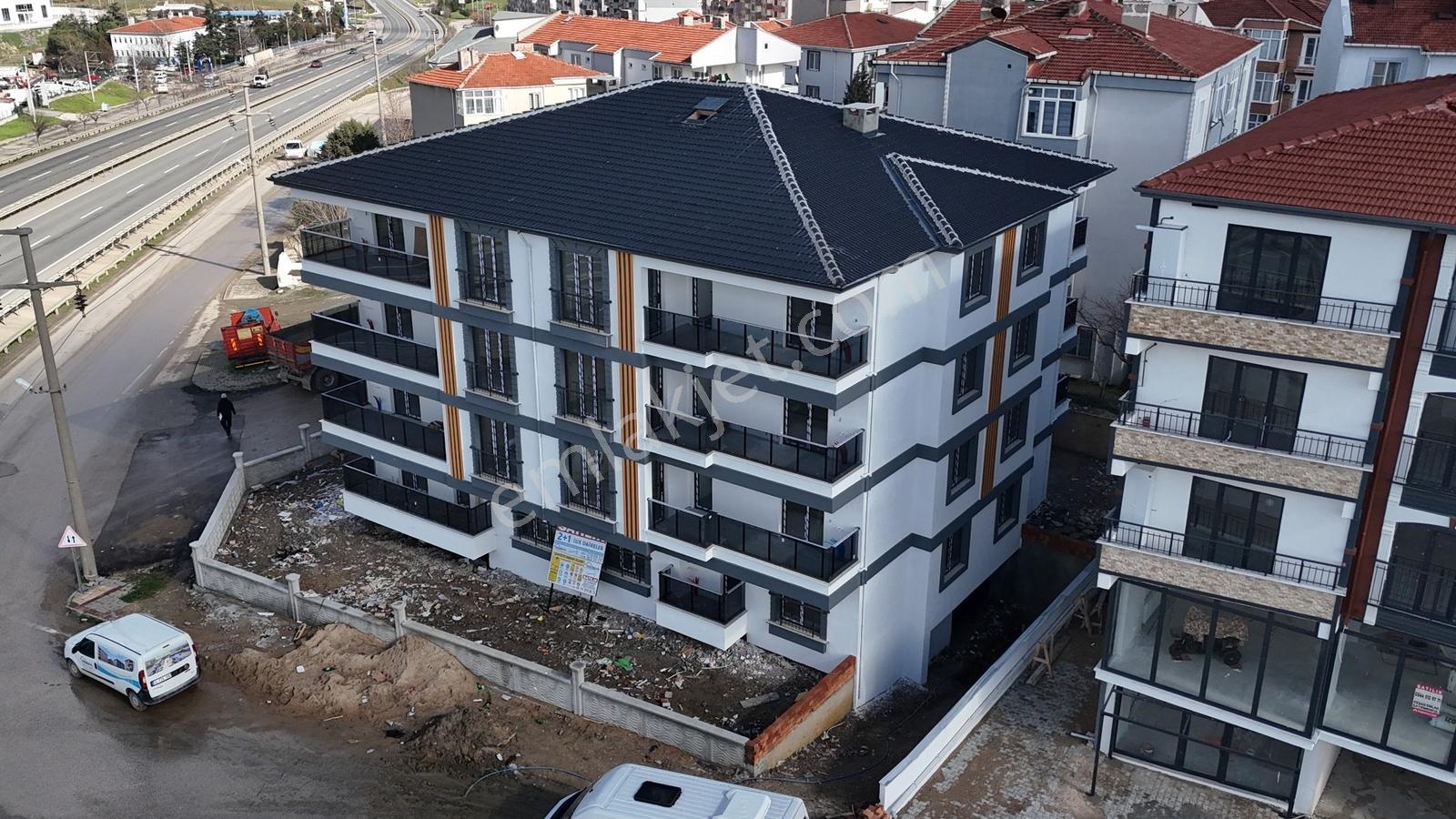 Ege Emlak'tan Otogar Karşısında Ara Katta Satılık 2+1 Daire - Görsel 14