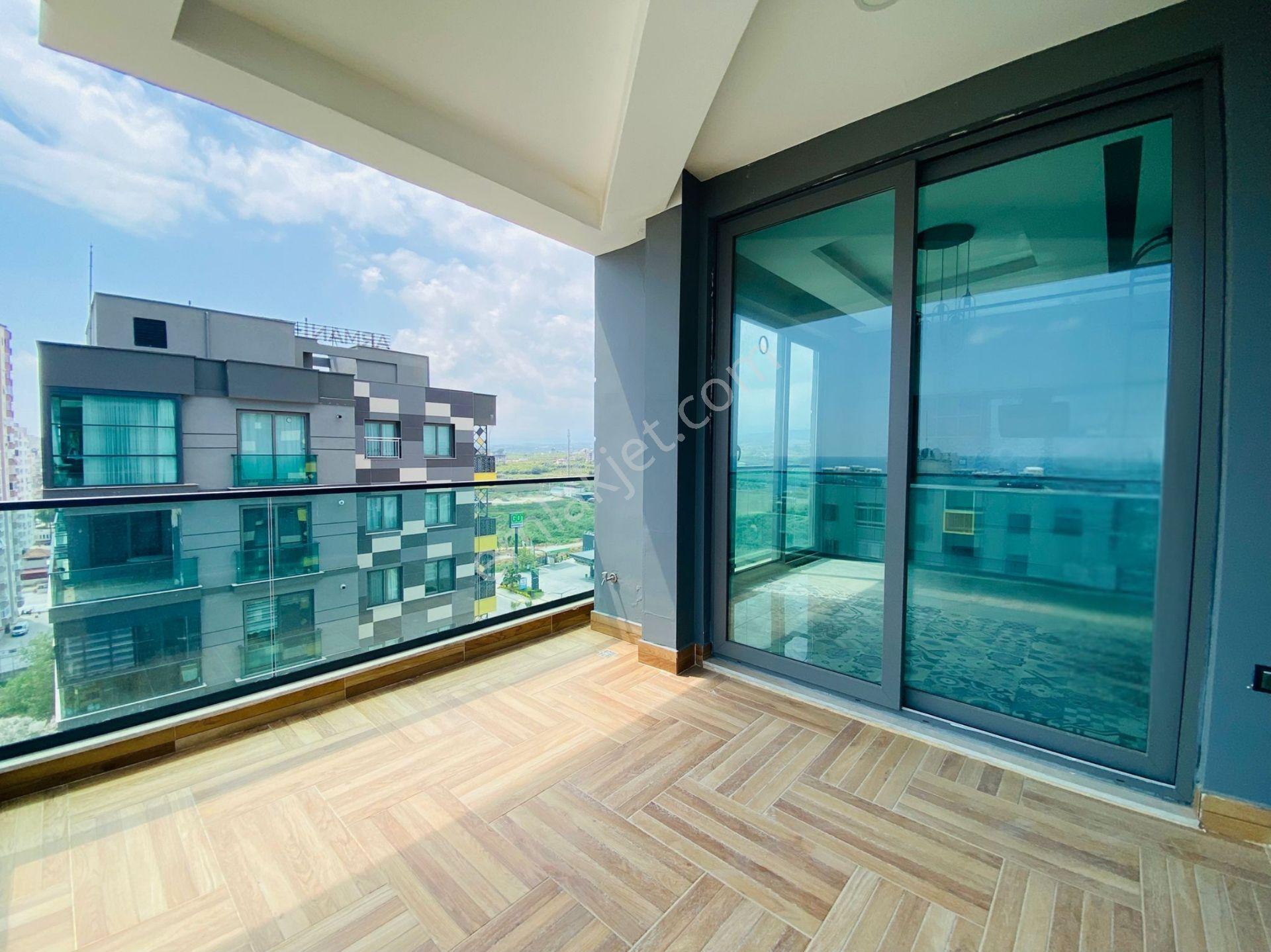 Etherealden Ful Deniz Manzaralı Geniş Balkonlu Şık Tasarımlı 3+1 - Görsel 13