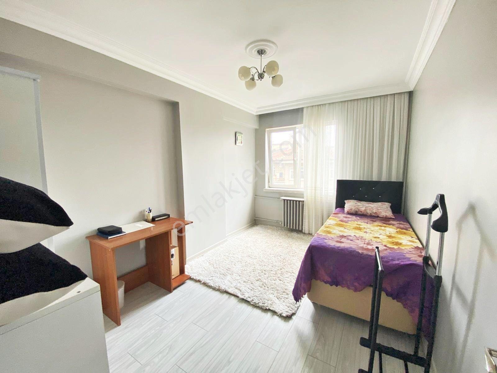 Ankalife'tan Hacettepe Mah.asansörlü Ful Yapılı Eşyalı 3+1 Daire - Görsel 14