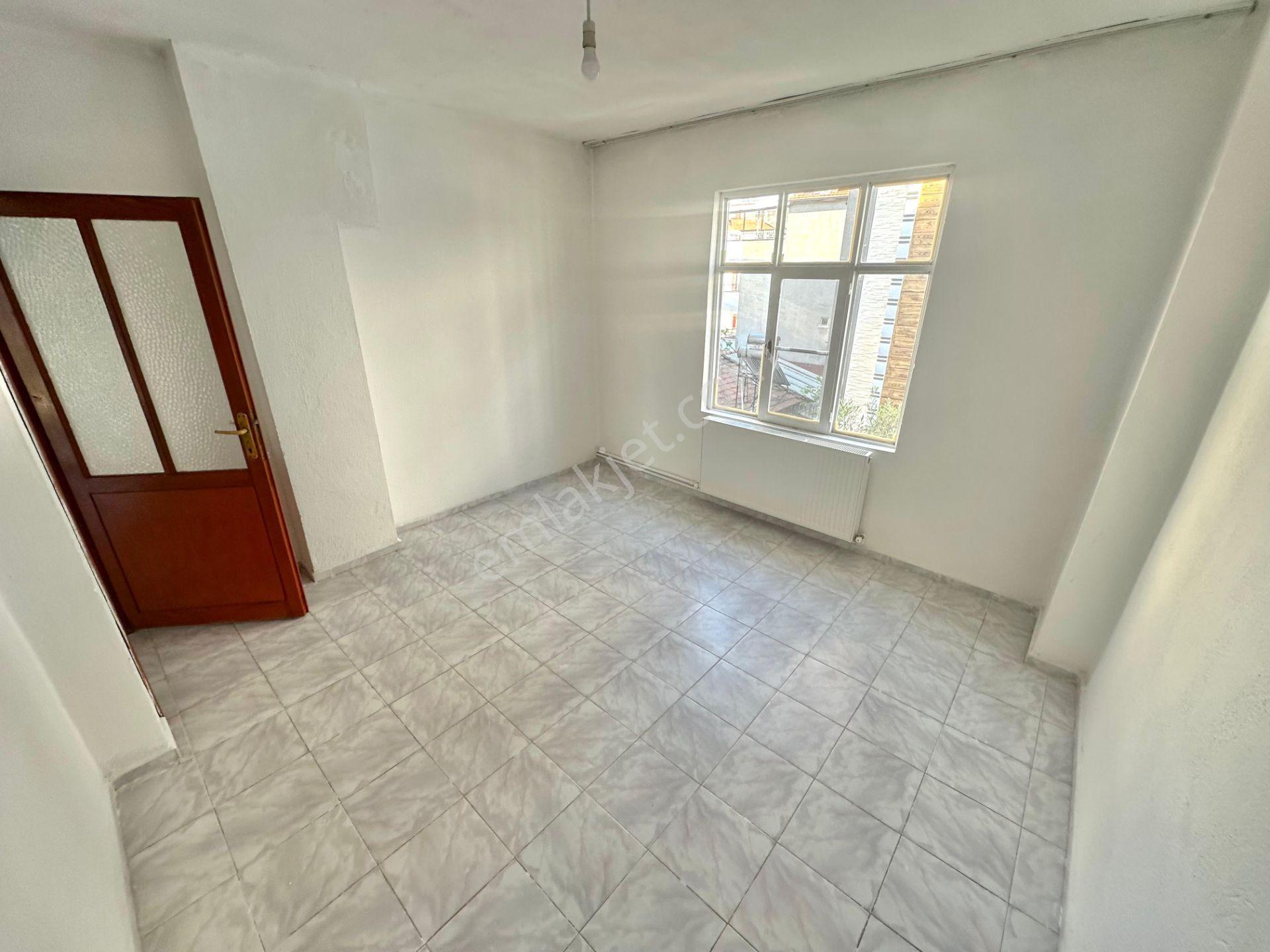 Balıkesir Havranda 2+1 Teraslı Doğalgazlı Kiralık Daire - Görsel 6
