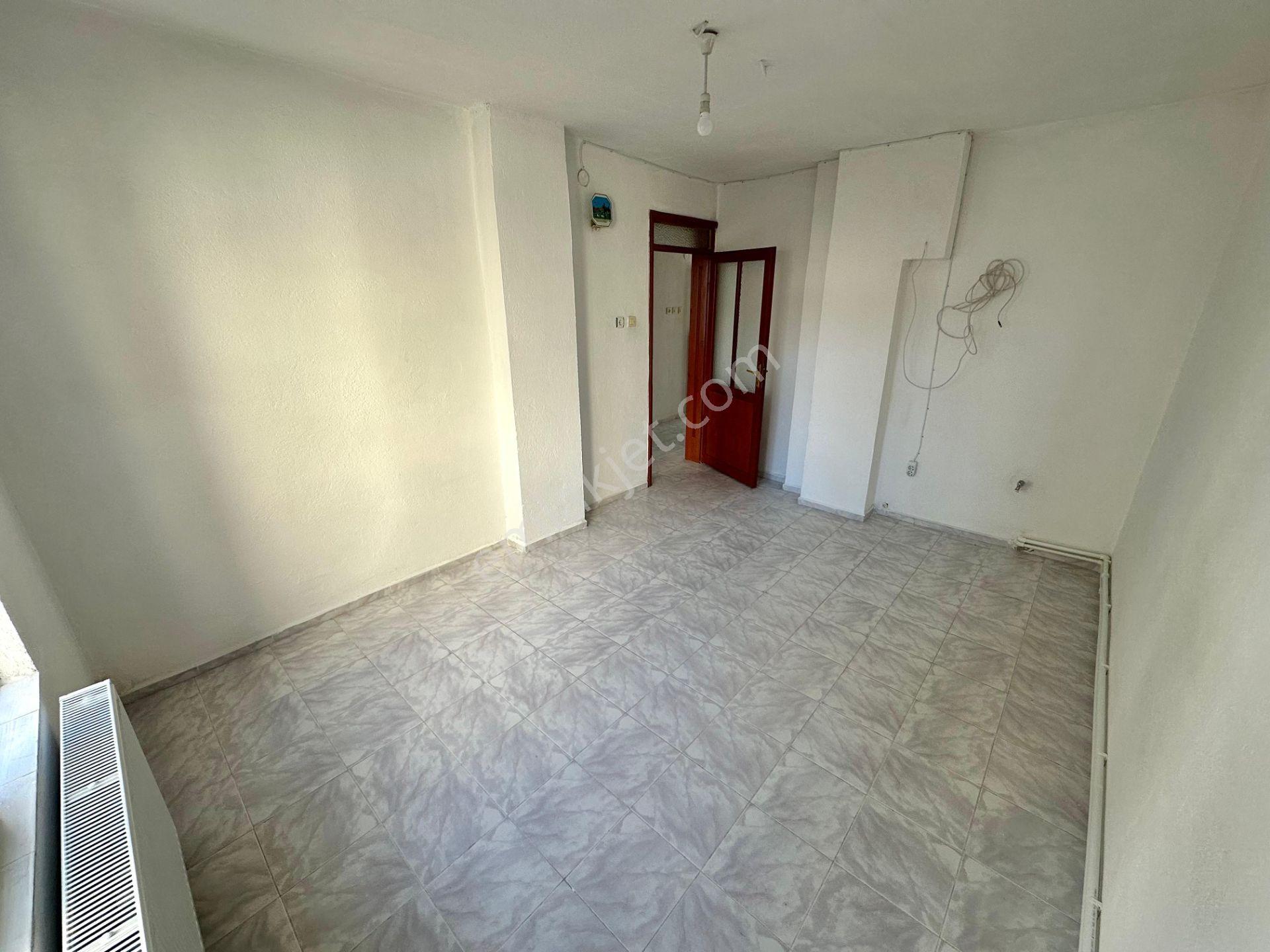 Balıkesir Havranda 2+1 Teraslı Doğalgazlı Kiralık Daire - Görsel 12