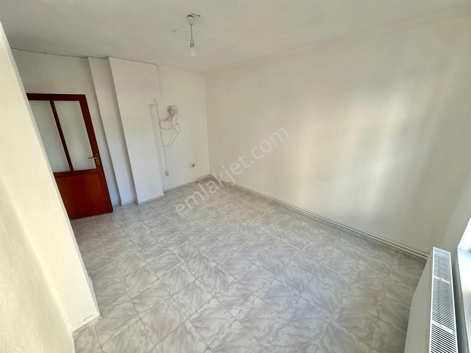 Balıkesir Havranda 2+1 Teraslı Doğalgazlı Kiralık Daire - Görsel 11
