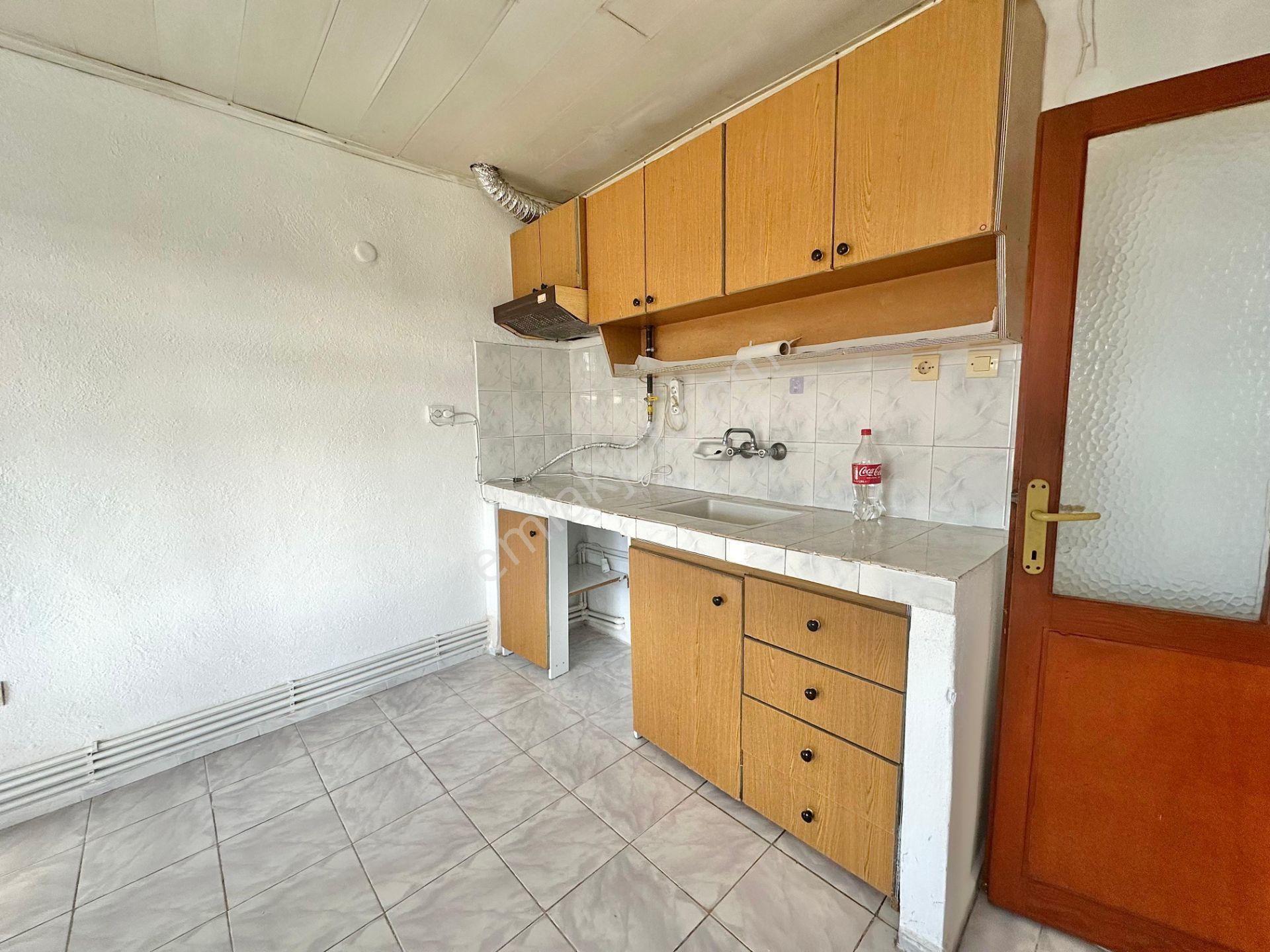 Balıkesir Havranda 2+1 Teraslı Doğalgazlı Kiralık Daire - Görsel 4