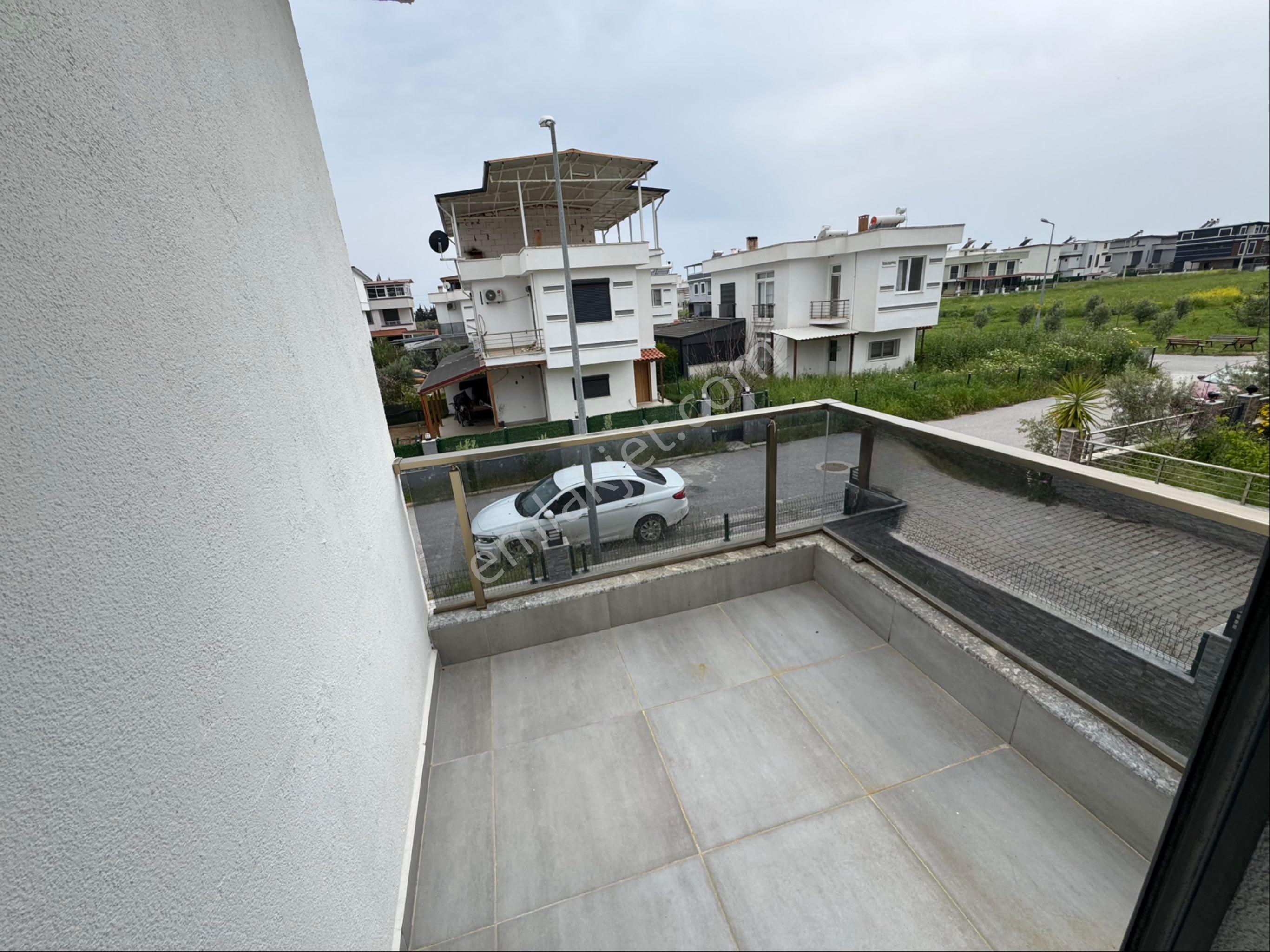 Seferihisar Doğanbey De Satılık 2+1 Bahçeli Villa - Görsel 14