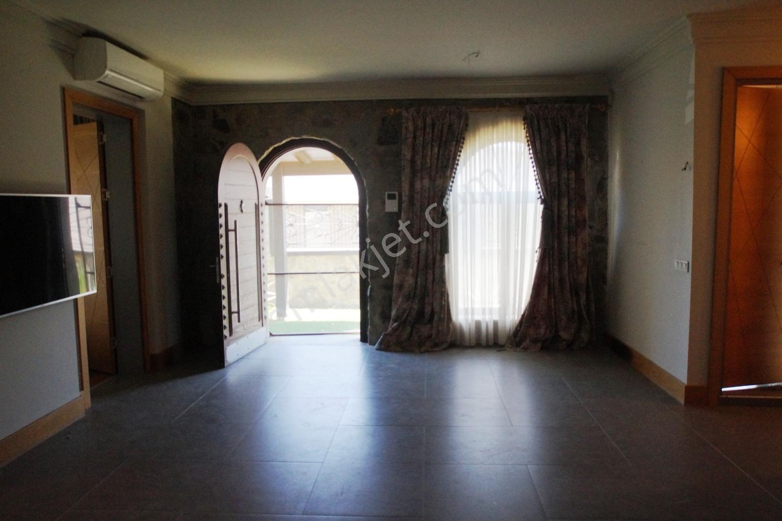 Bodrum Ortakent Yahşi'de 4+1 Tek Katlı Müstakil Havuzlu Villa - Görsel 17