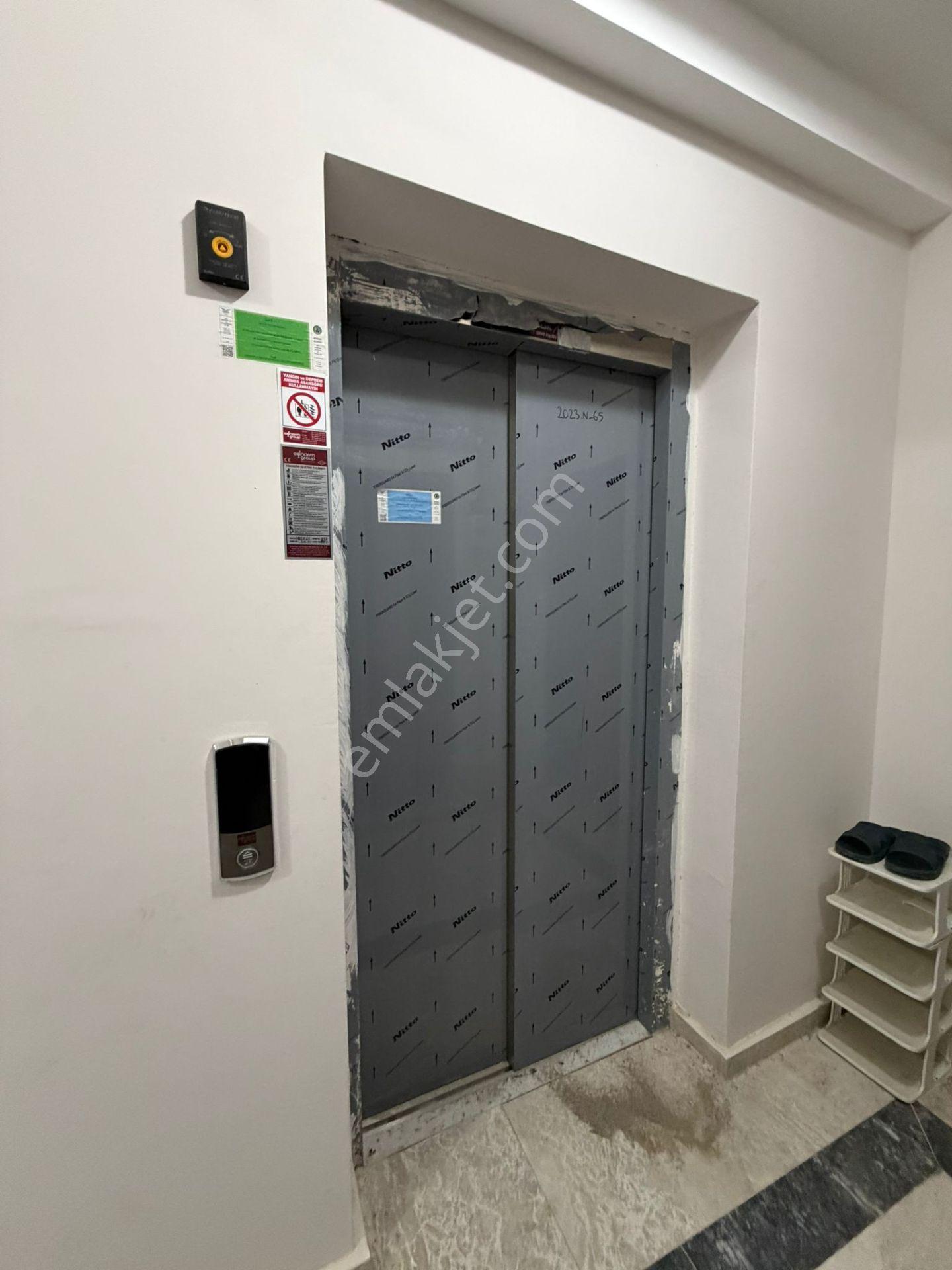 3 Cepheli Ara Kat Satılık Sıfır Daire - Görsel 22